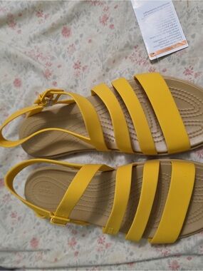 CROCS Women's Yellow Multi-Strap Slingback Sandals